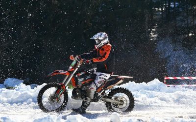 Moto in inverno: accorgimenti per lo stop